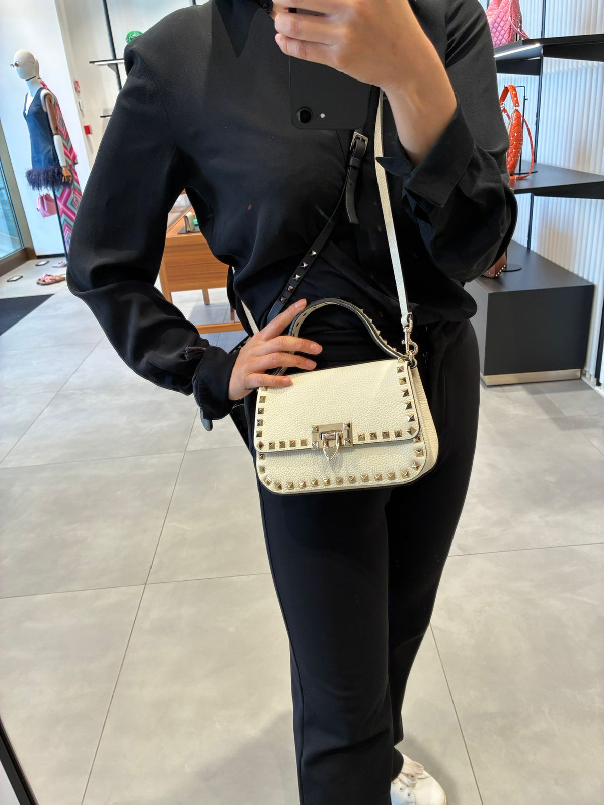 Valentino Sling