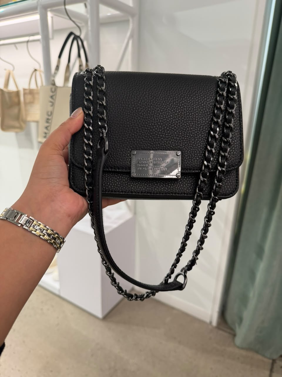 MARC JACOBS