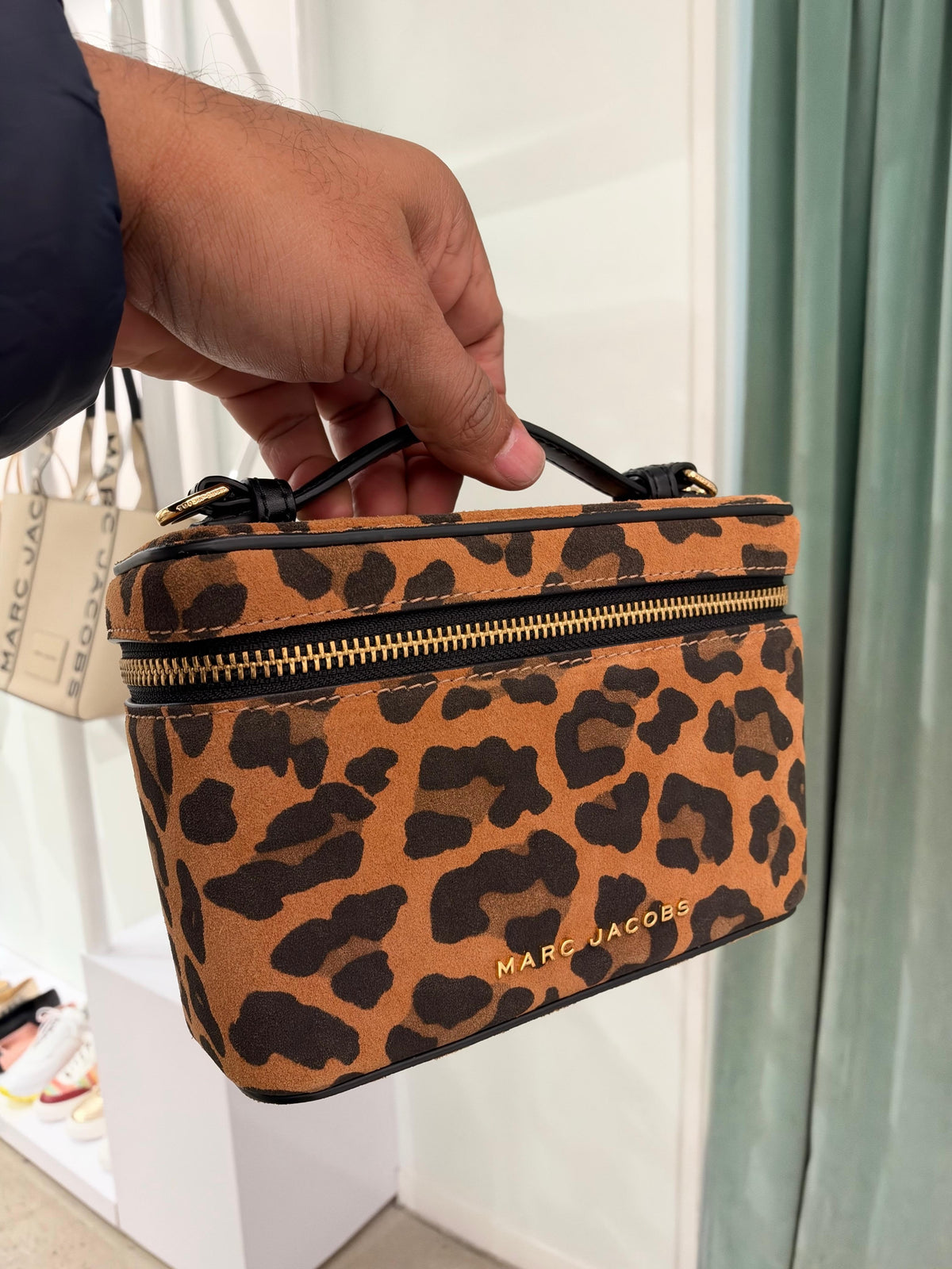 MARC JACOBS