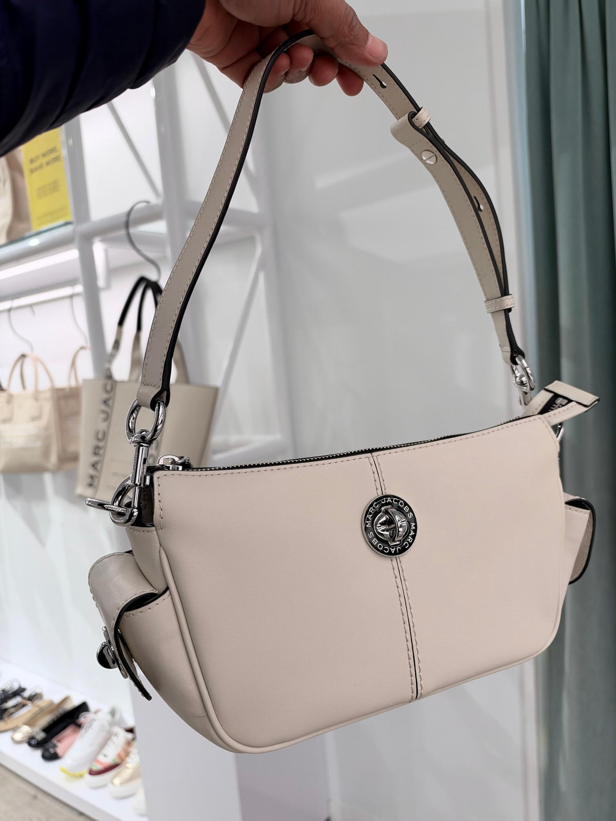 MARC JACOBS