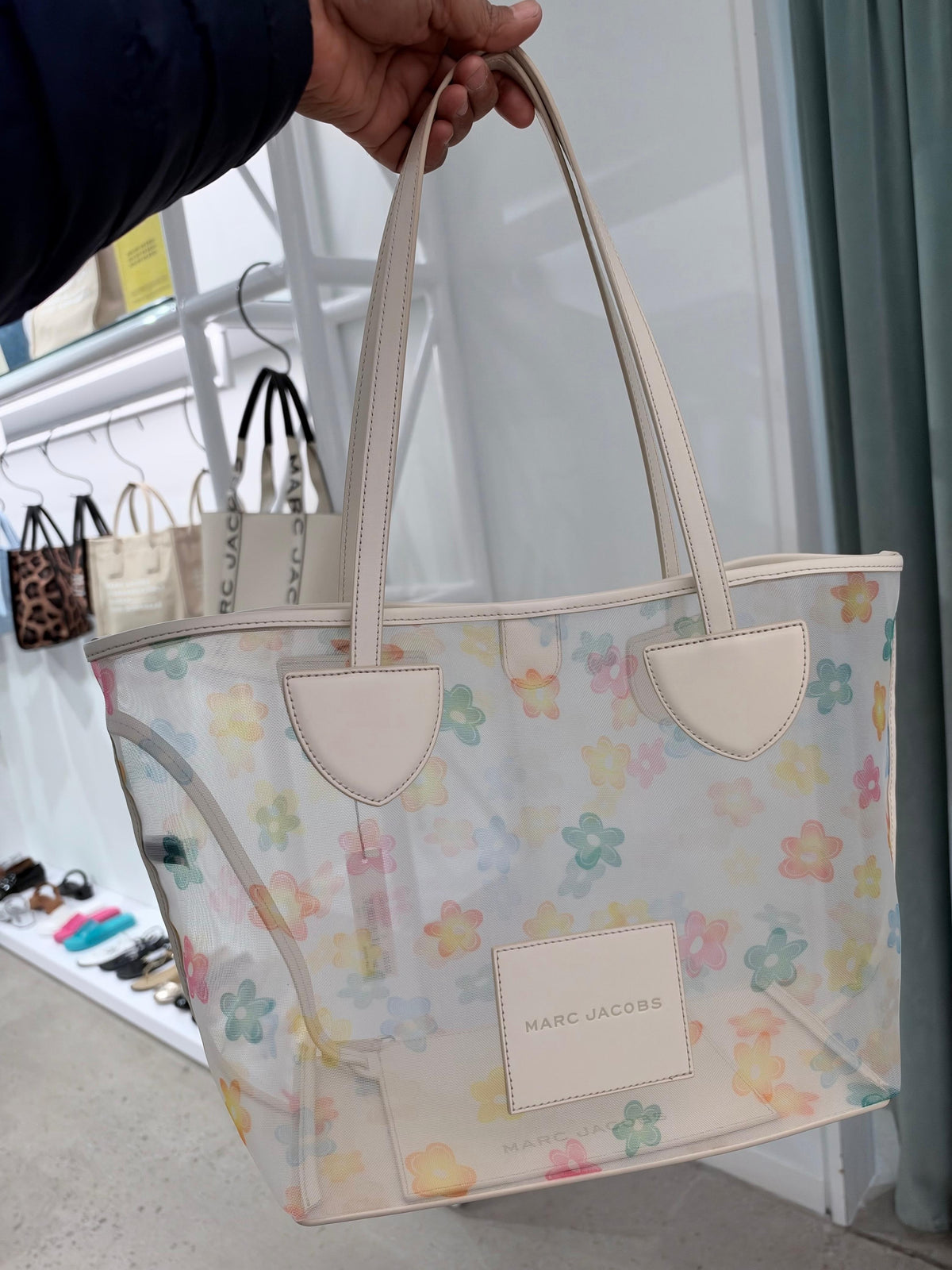 MARC JACOBS