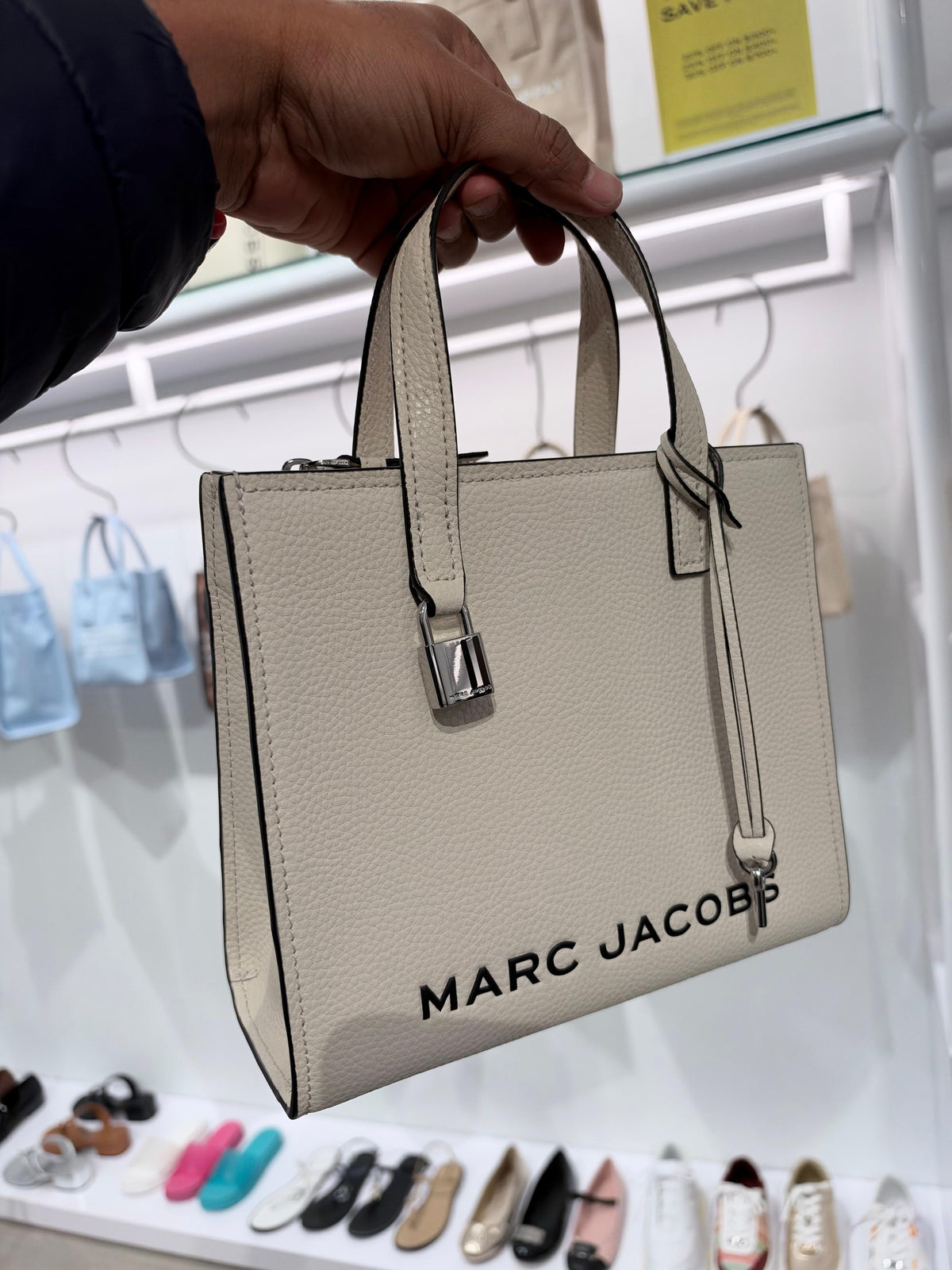 MARC JACOBS