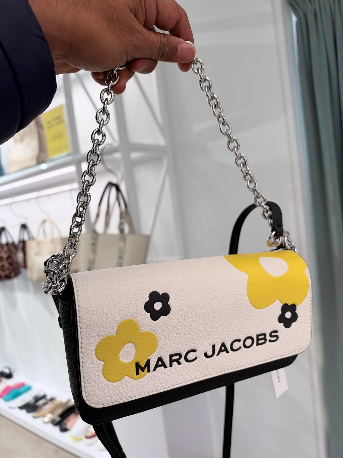 MARC JACOBS