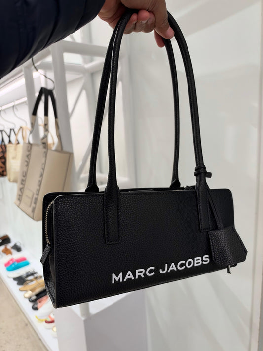 MARC JACOBS