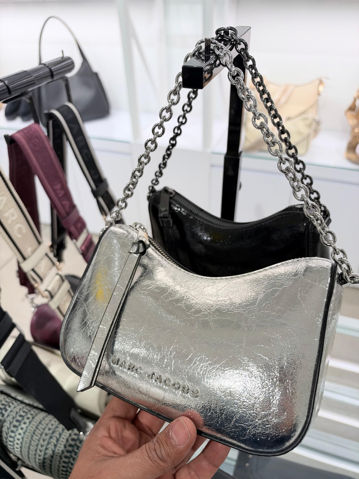 MARC JACOBS
