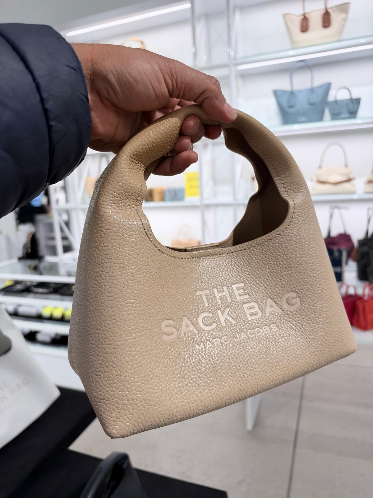 MARC JACOBS