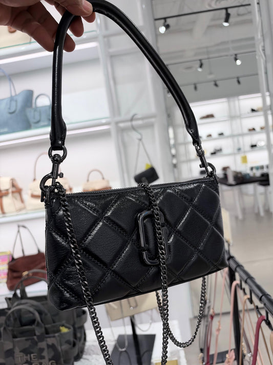 MARC JACOBS