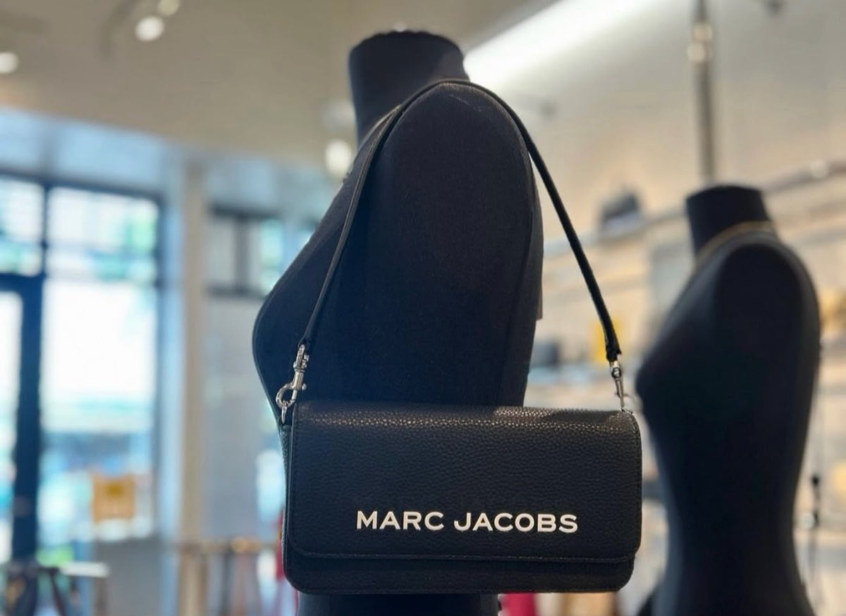 MARC JACOBS