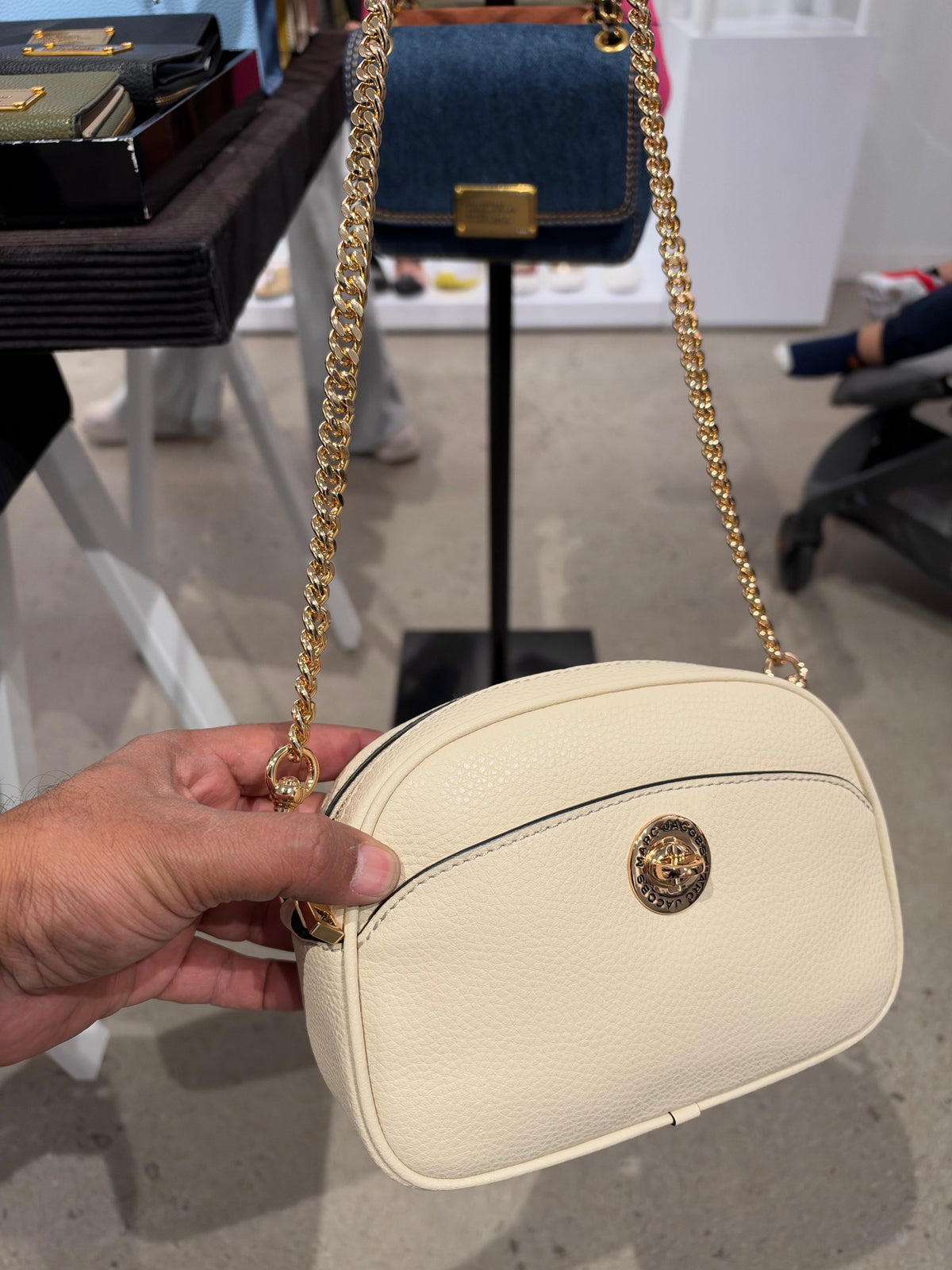 MARC JACOBS