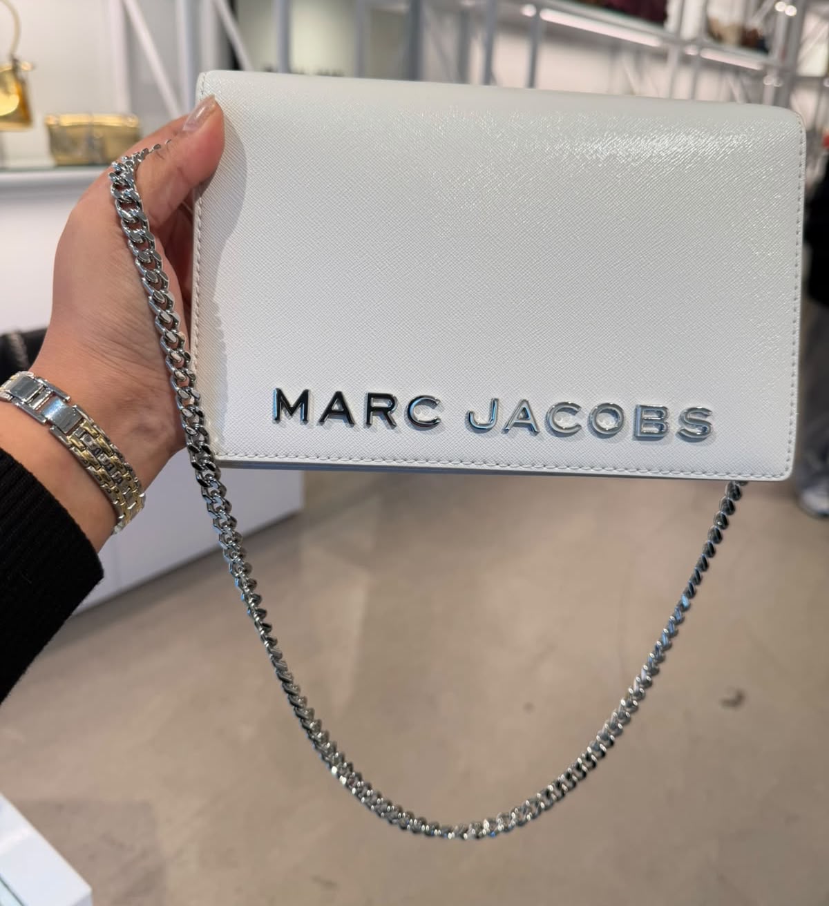 MARC JACOBS