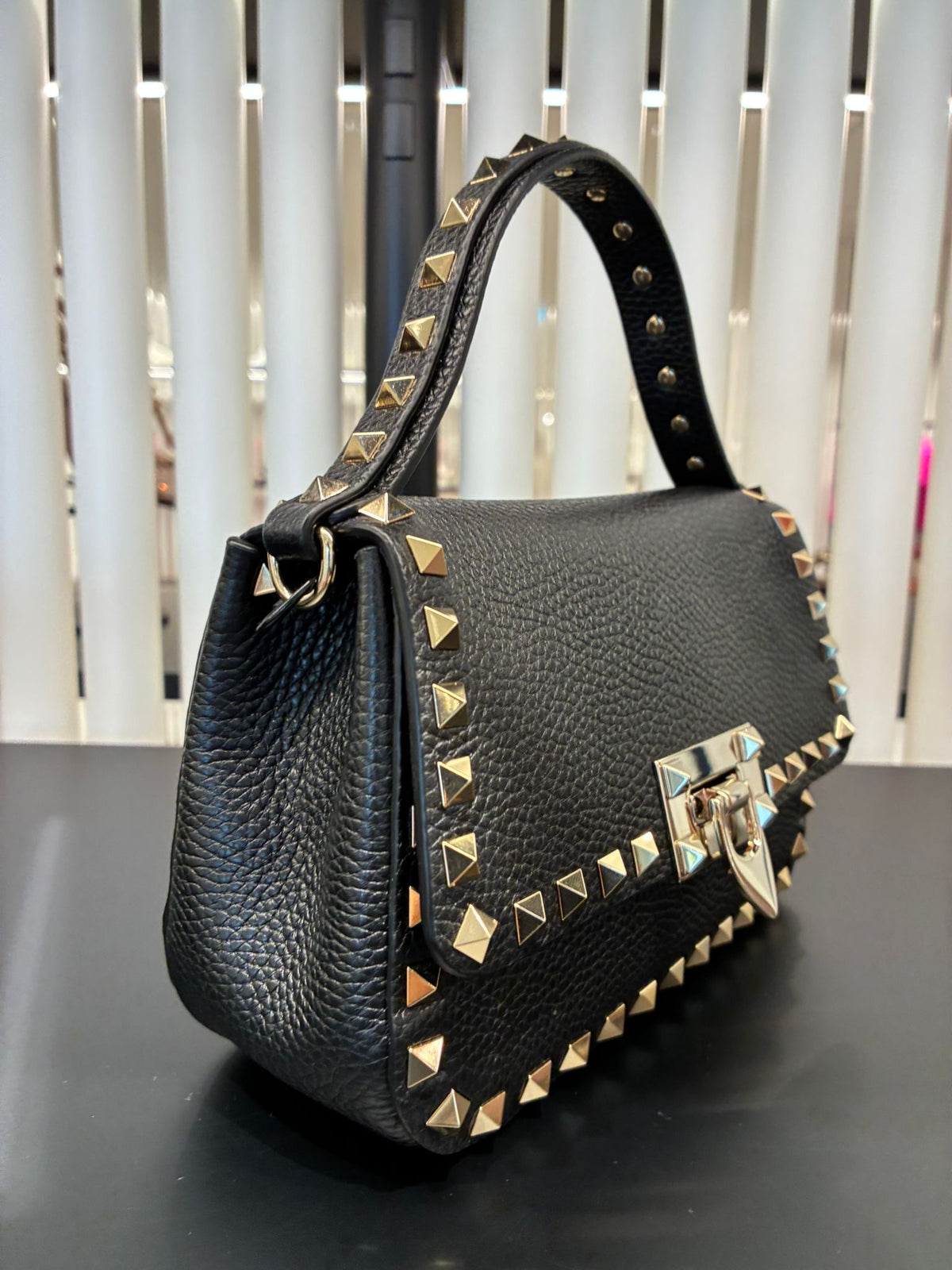 Valentino Sling