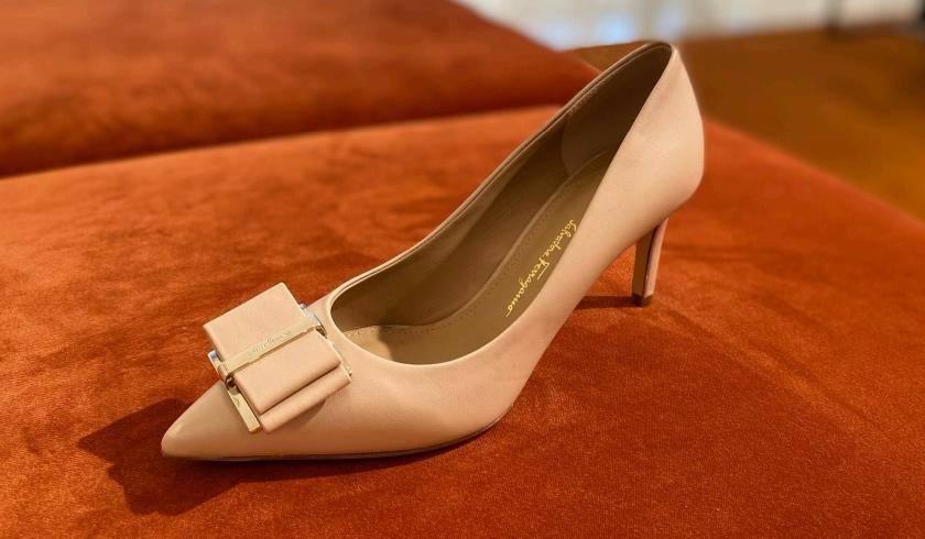 Ferragamo Leather Vara Bow Pumps