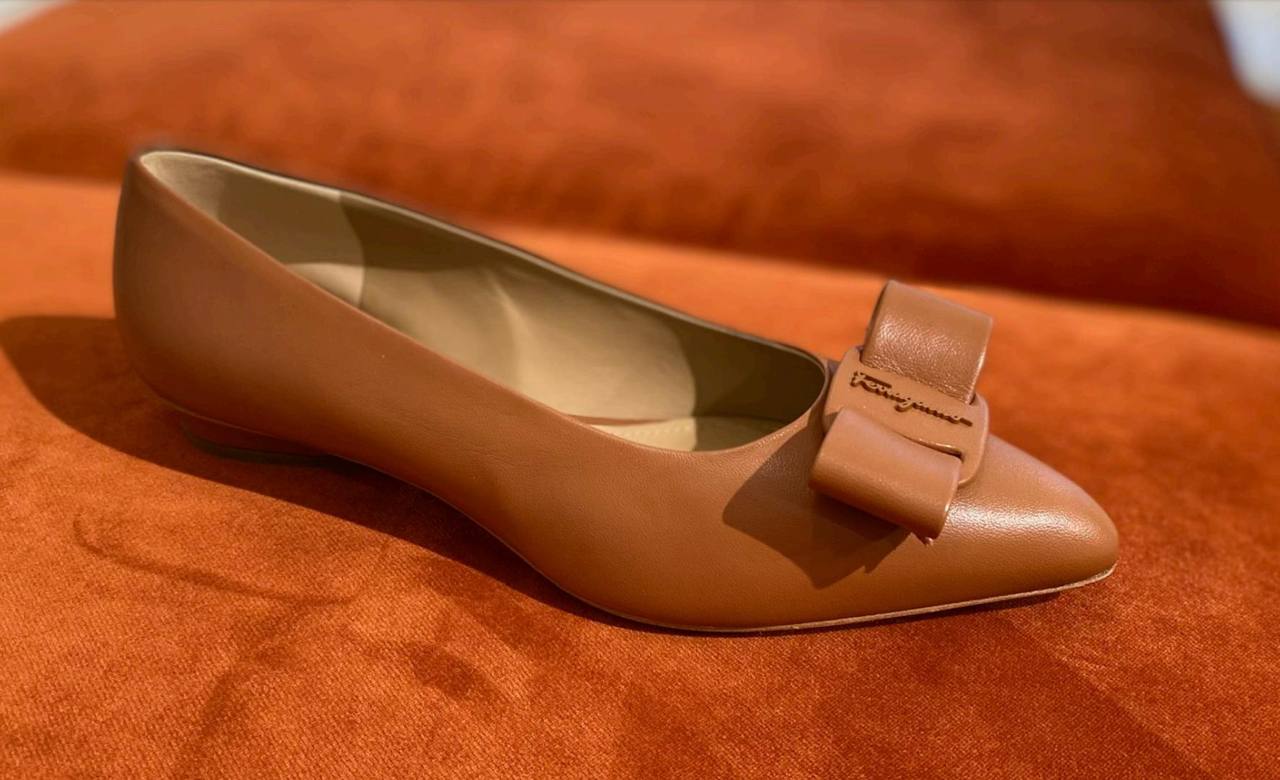 Ferragamo Leather Vara Ballet Flats