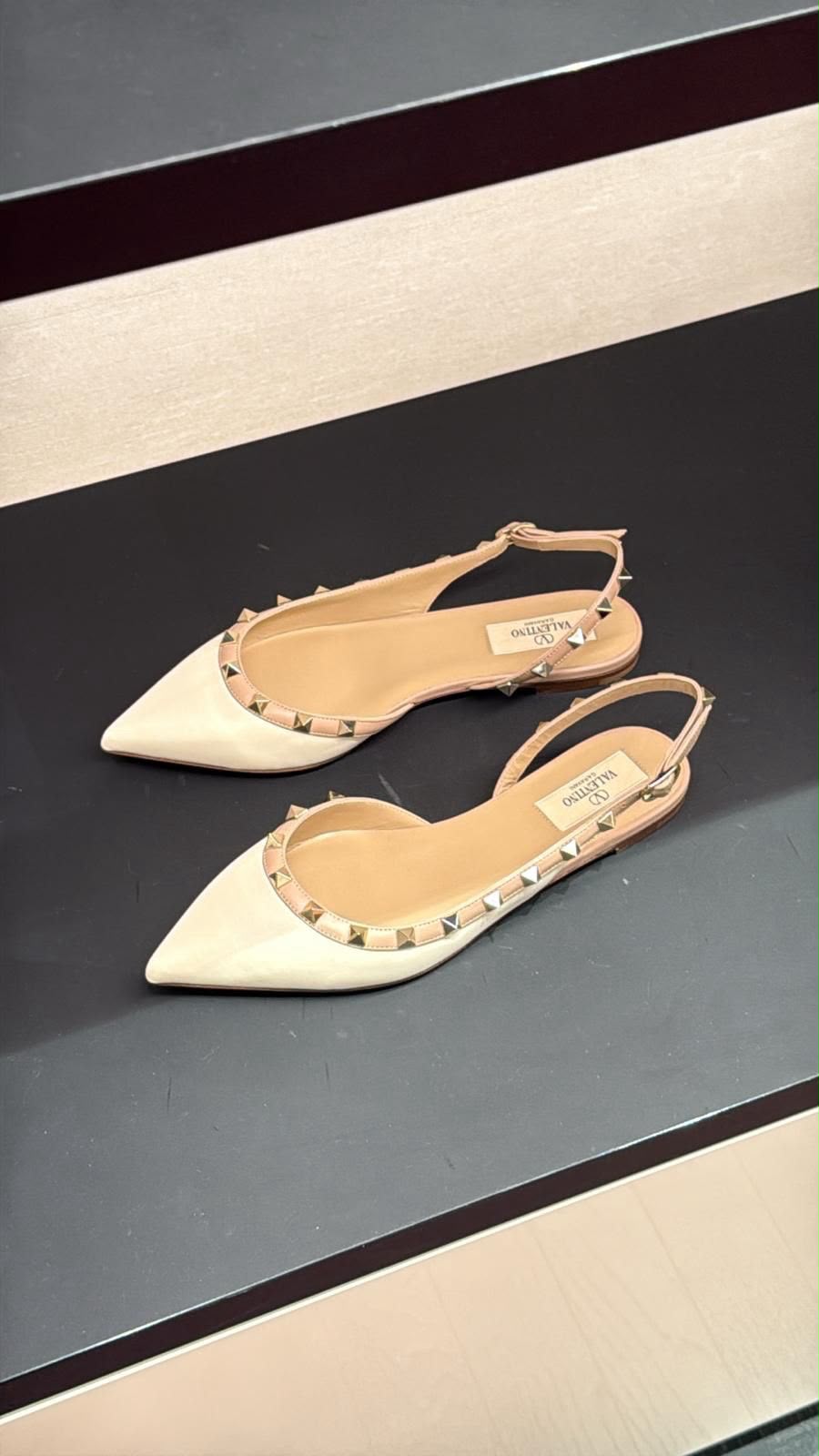 Valentino Flats