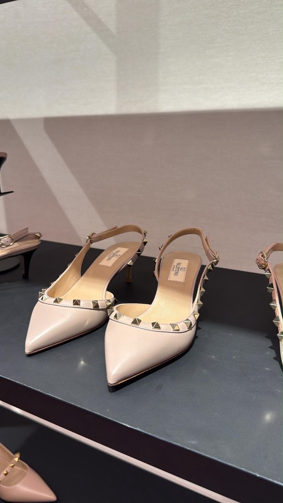 Valentino Flats